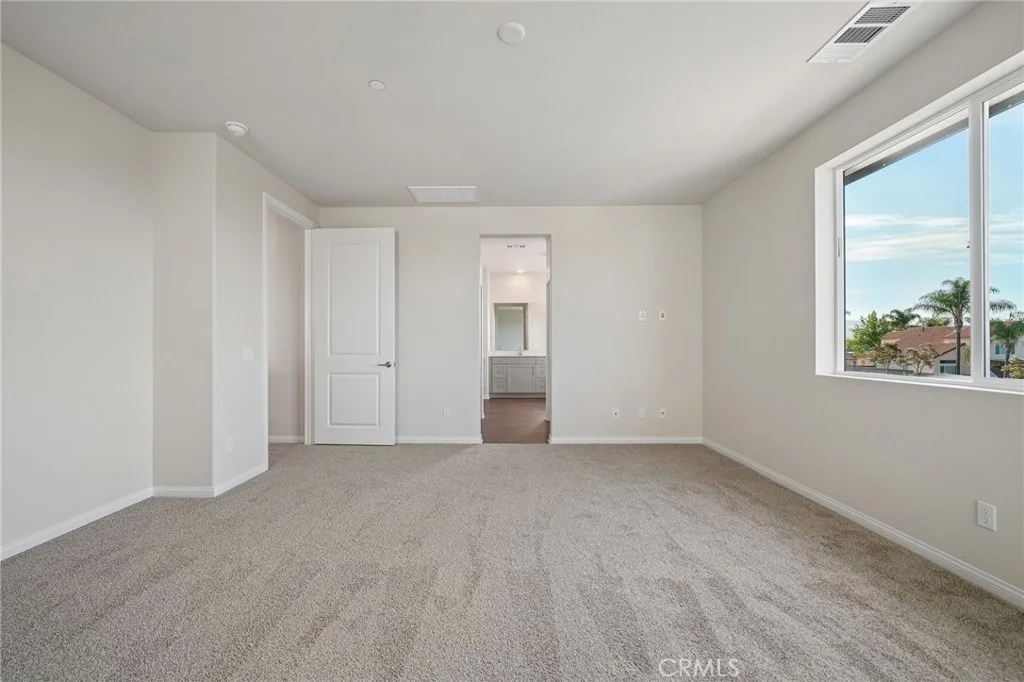 Photo of 29257 Crescent Way