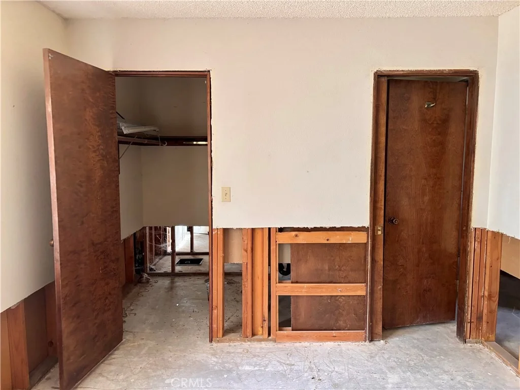 Photo of 7890 Mariposa