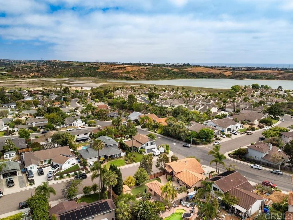 Photo of 4798 Hillside Drive