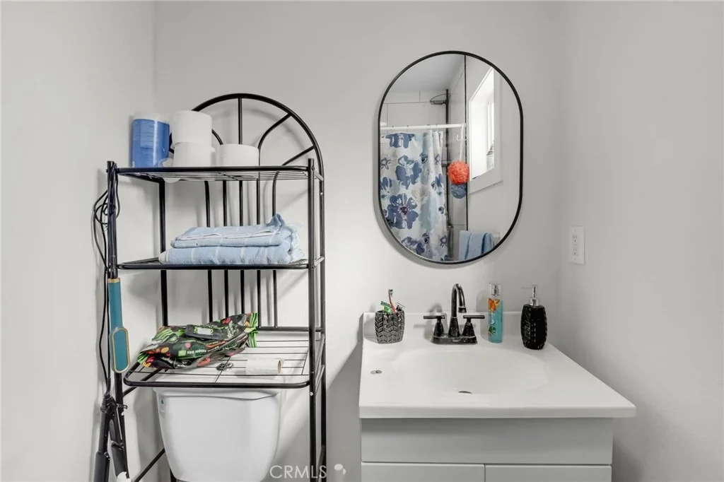 Photo of 2110 E Hatchway