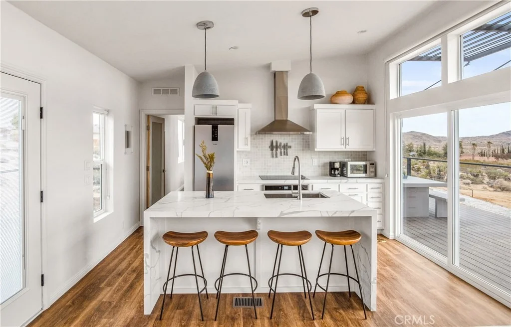 Photo of 6976 Juniper Road