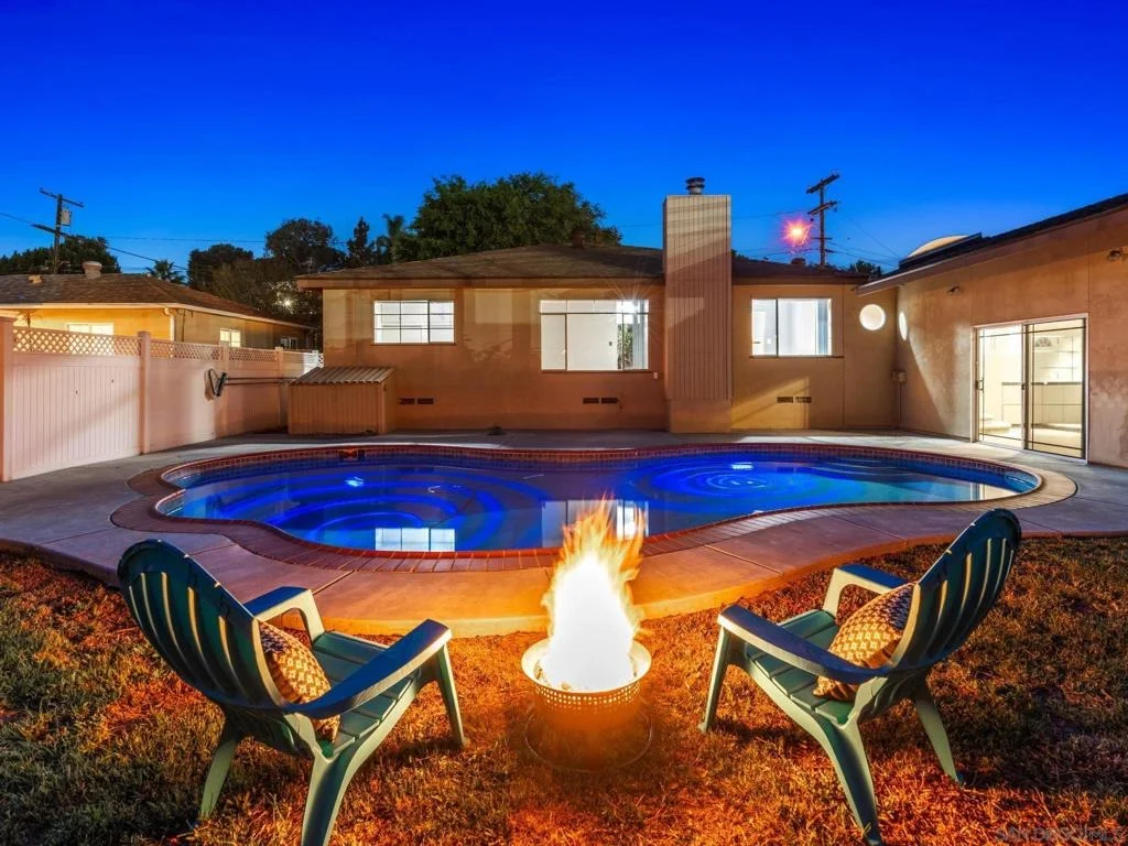 Photo of 2529 Littleton Road