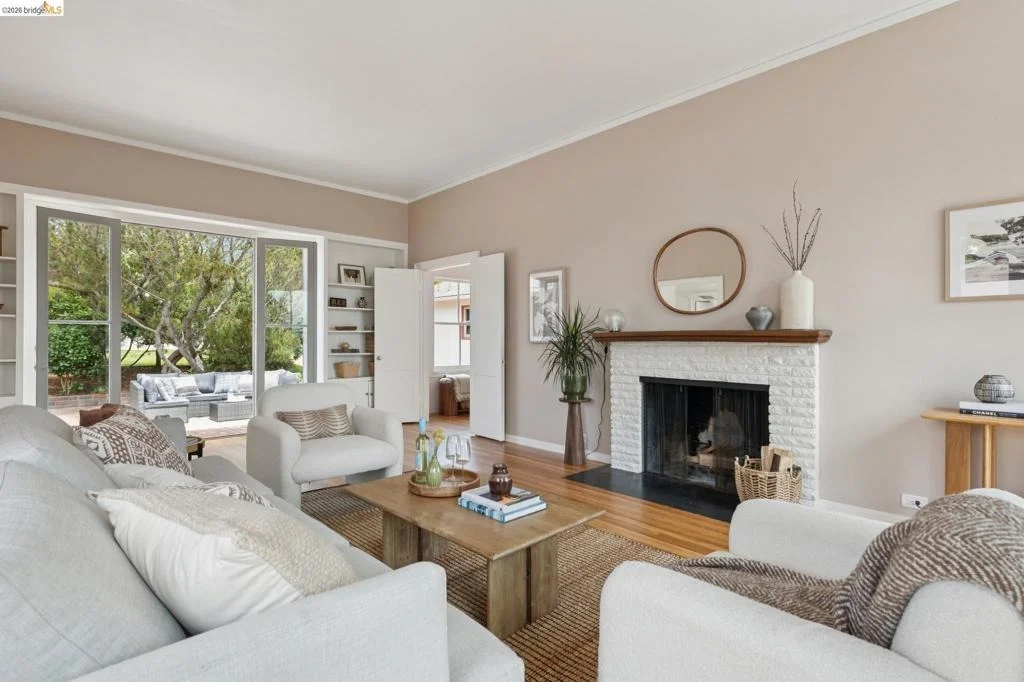 Photo of 798 Creston Rd