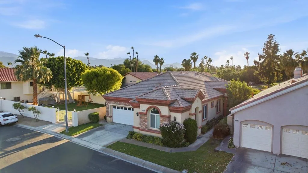 Photo of 48423 Hepburn Drive
