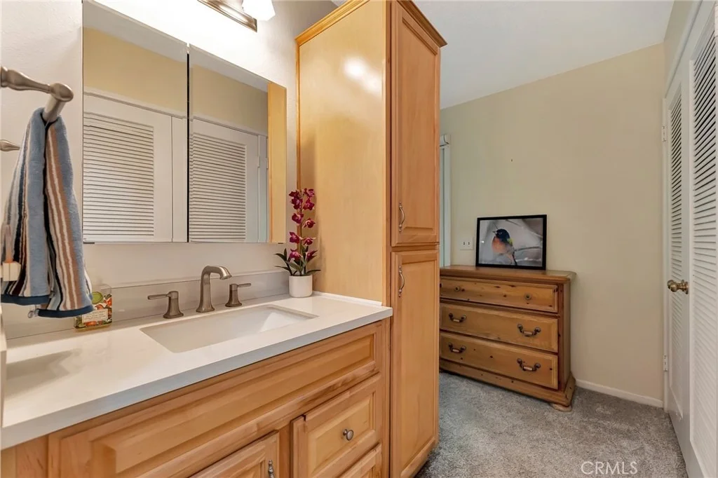Photo of 16207 Summershade