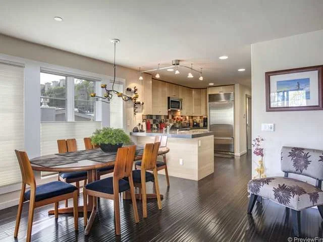 Photo of 844 3rd Street