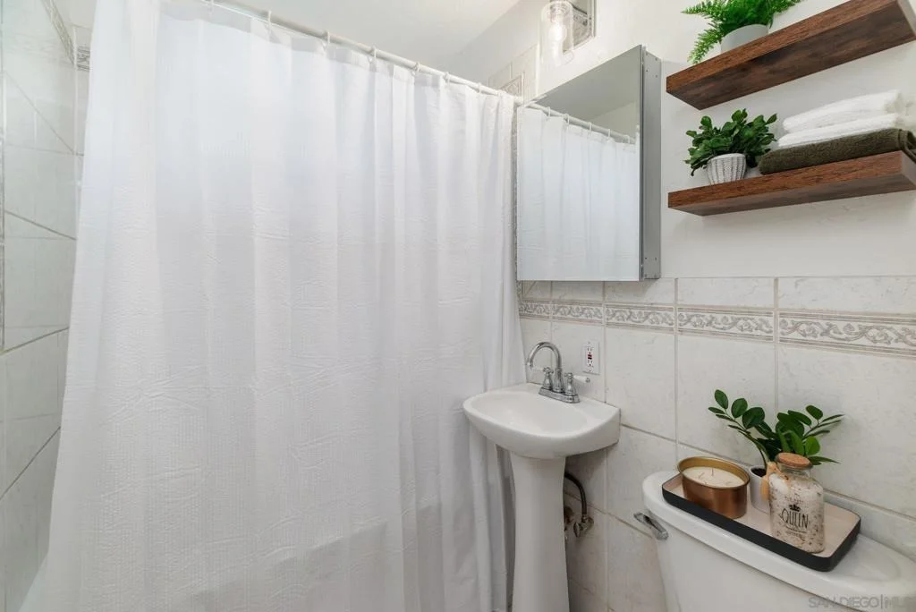 Photo of 9742 Emerald Hill