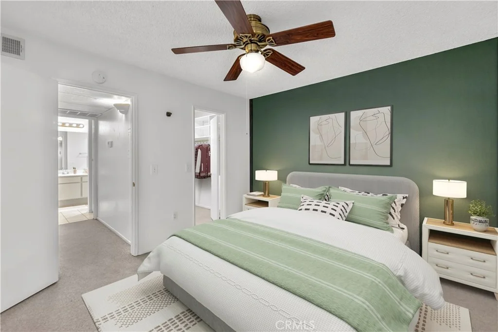 Photo of Unit 22 at 3054 Associated