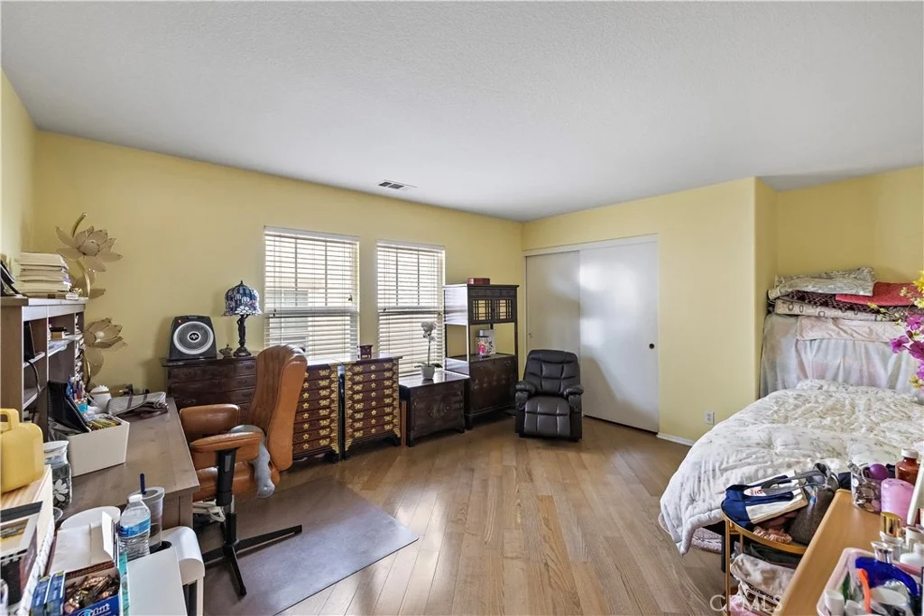 Photo of 1421 Thatcher Street