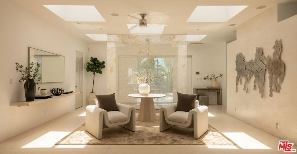 Photo of 9229 Robin Drive