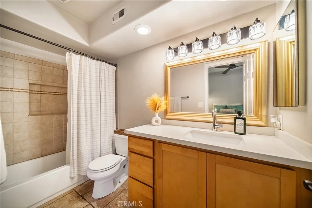 Photo of 2071 Meadow View Lane