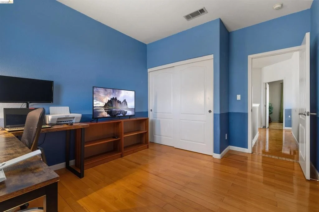 Photo of 1842 Sanger Peak Way