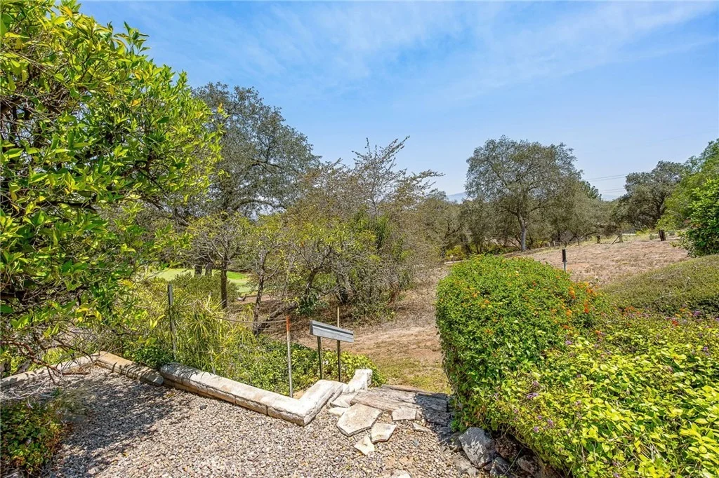 Photo of 10960 Treeside Lane