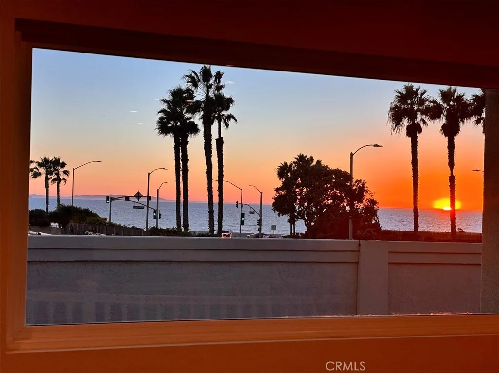 Photo of 19261 SURFVIEW Drive