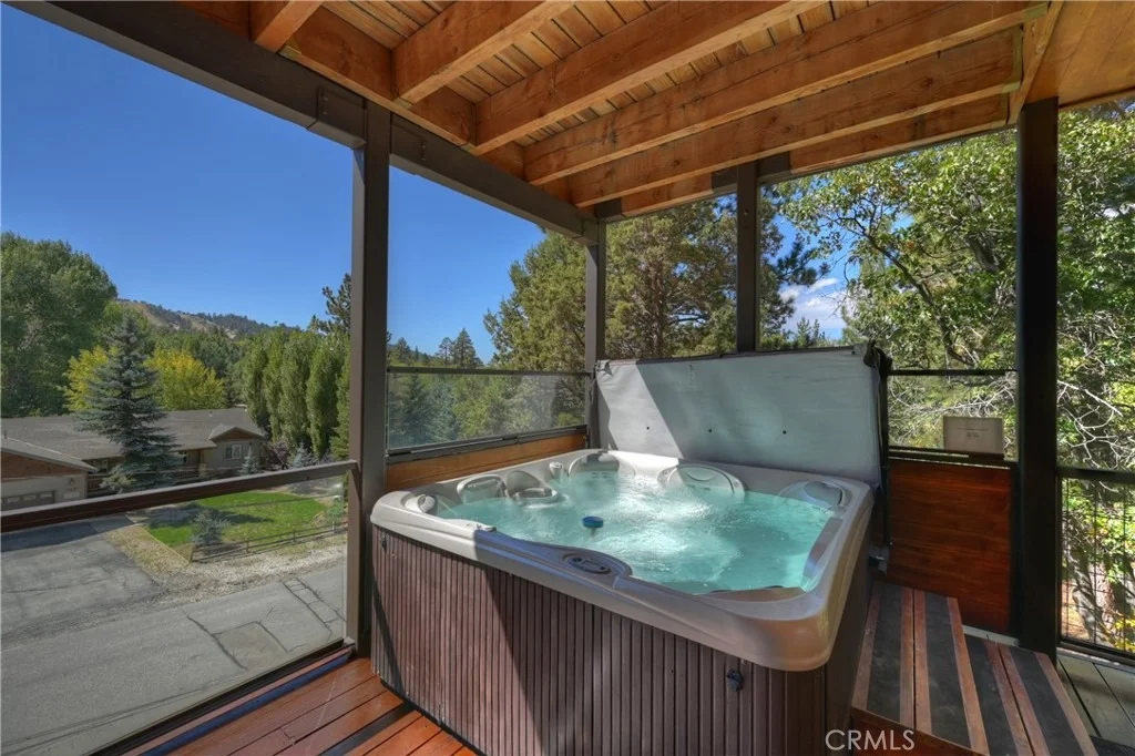 Photo of 43669 Ridge Crest