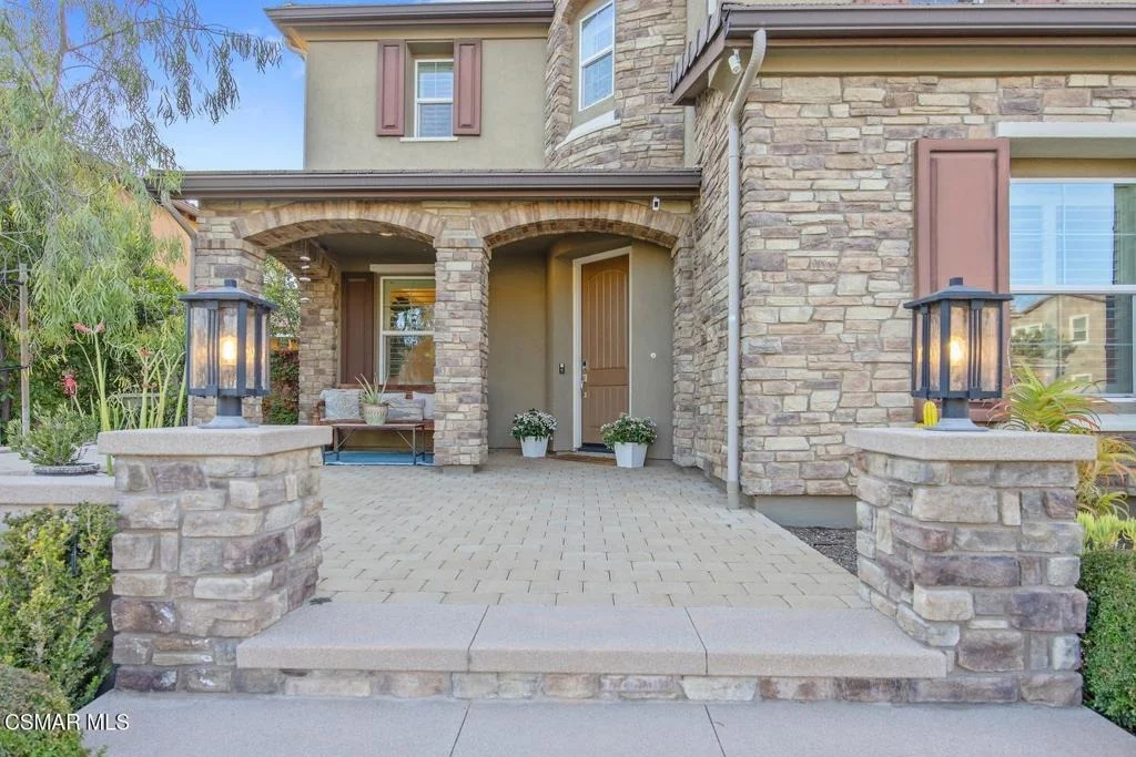 Photo of 6845 Shadow Wood Drive
