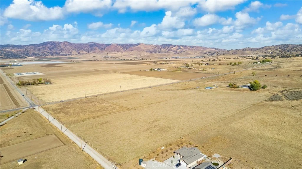 Photo of 18888 Pellisier Road