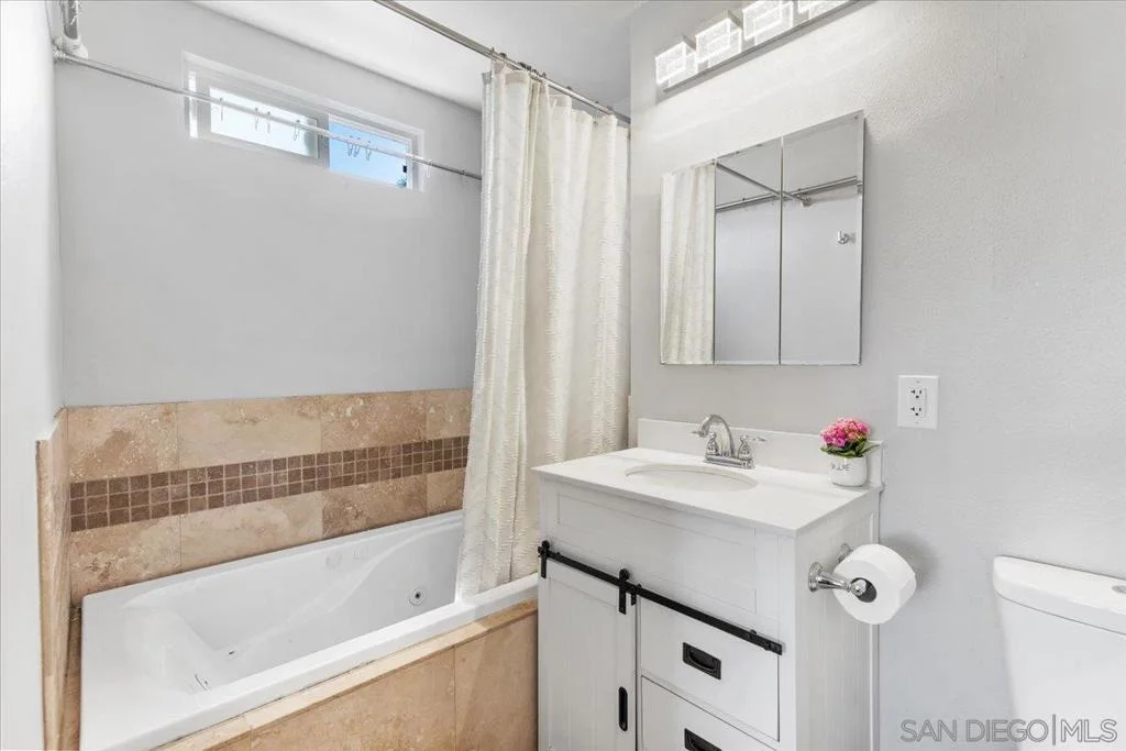 Photo of 13423 Floral Ave