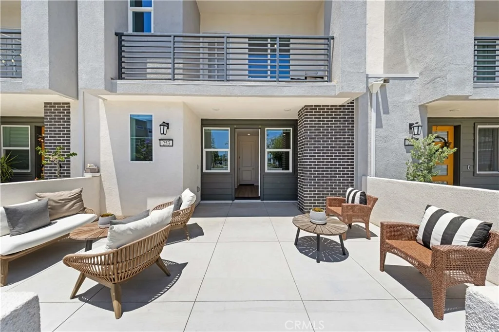 Photo of 253 Sash