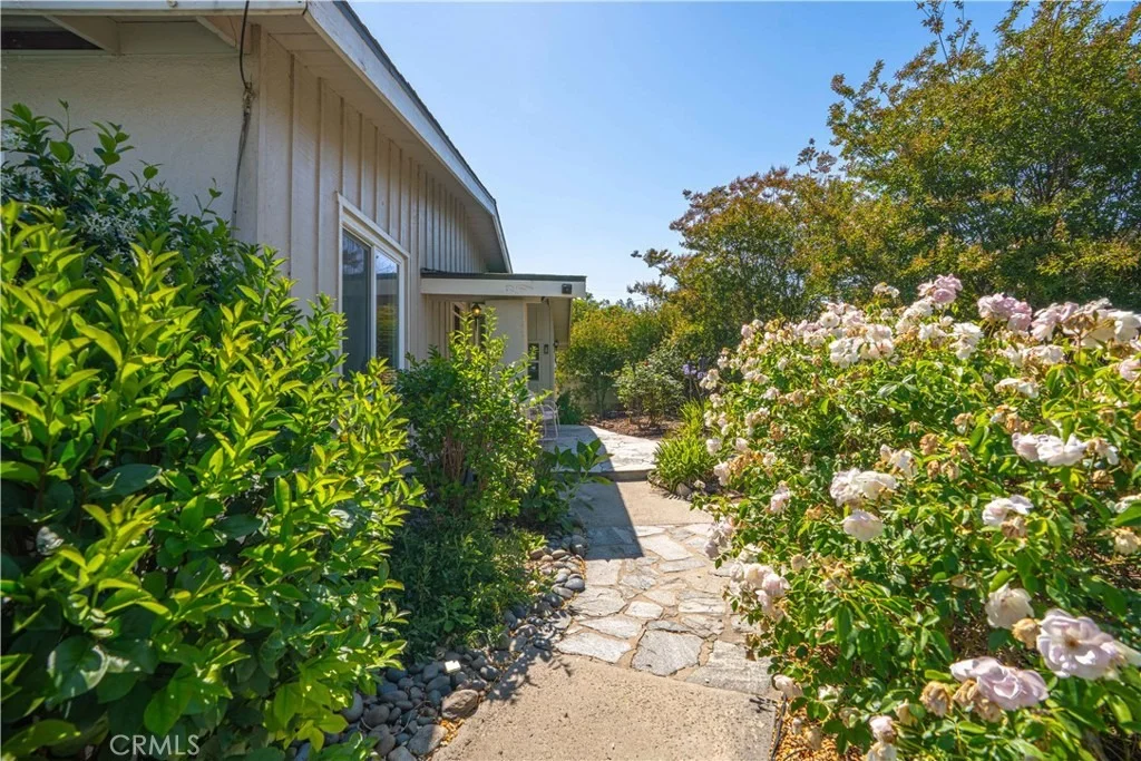 Photo of 1611 Hillcrest