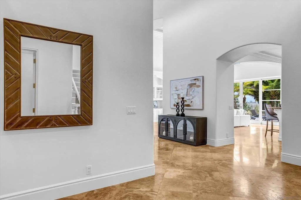 Photo of 6102 Avenida Alteras