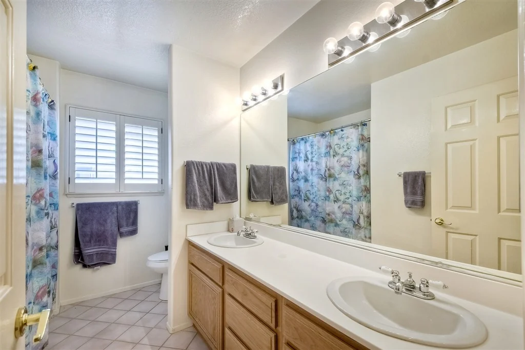 Photo of 512 Edgewater Ave