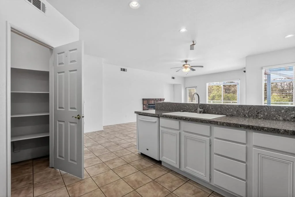 Photo of 1432 Belmont Park Road