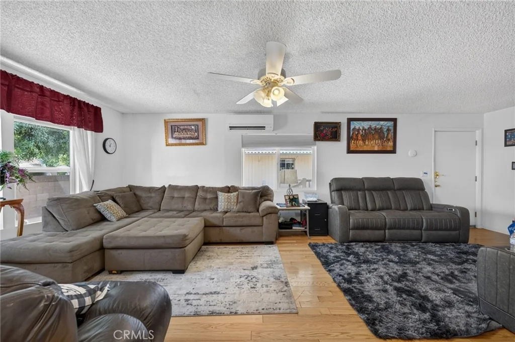 Photo of 1338 Bishop Drive