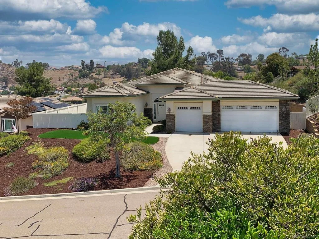 Photo of 8836 Diamondback Dr