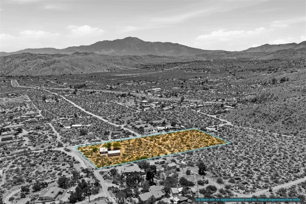 Photo of 52390 Altadena