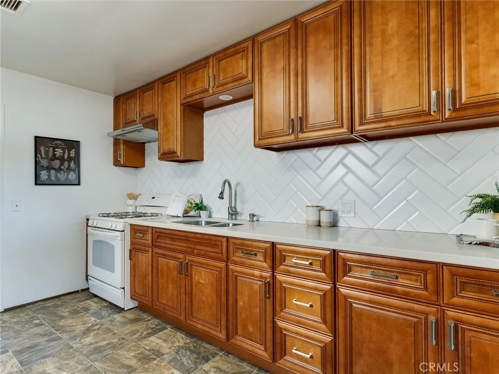 Photo of 1227 Grove