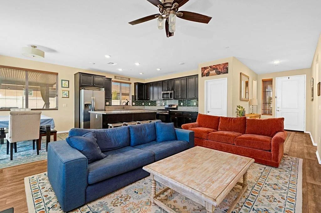 Photo of 82813 Longfellow Court