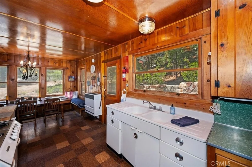 Photo of 4 Lakeview Track