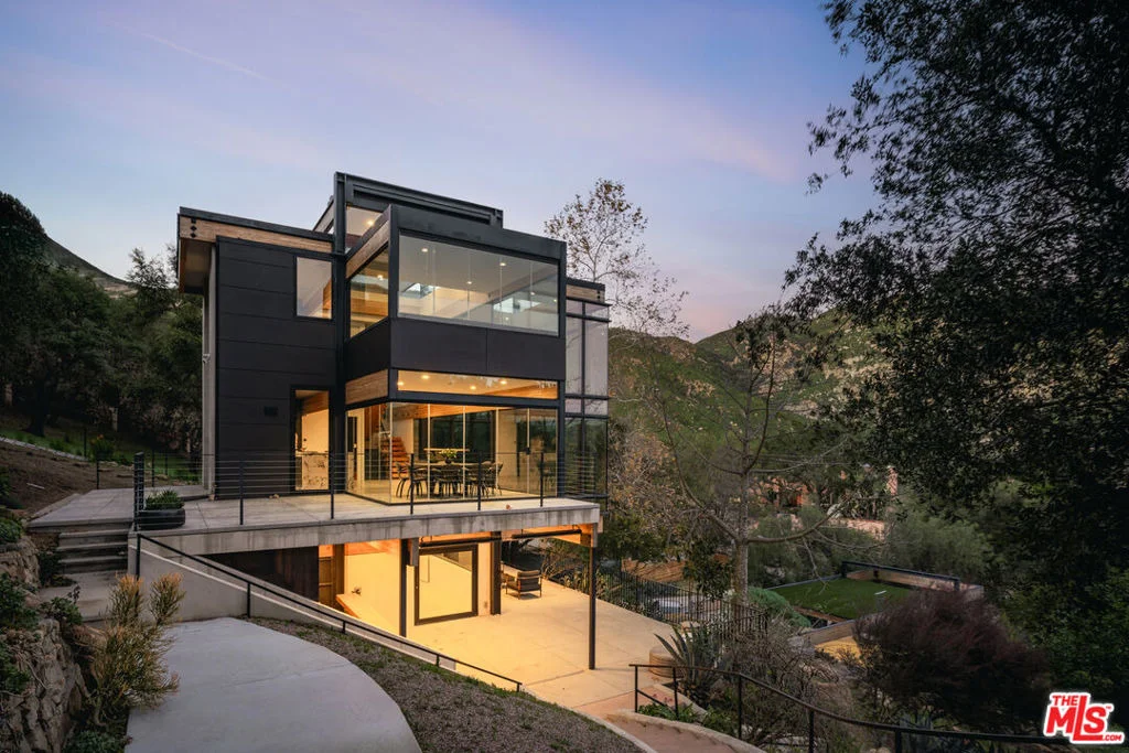 Photo of 2315 Live Oak Meadows Road