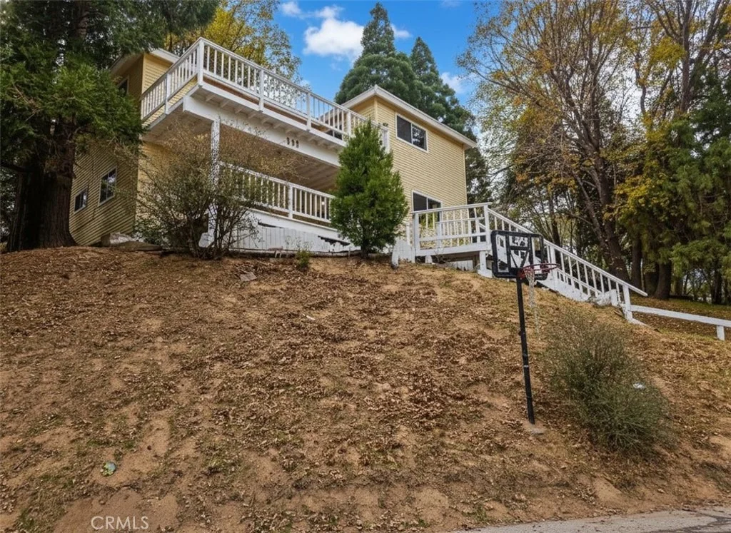 Photo of 398 Dunant Drive