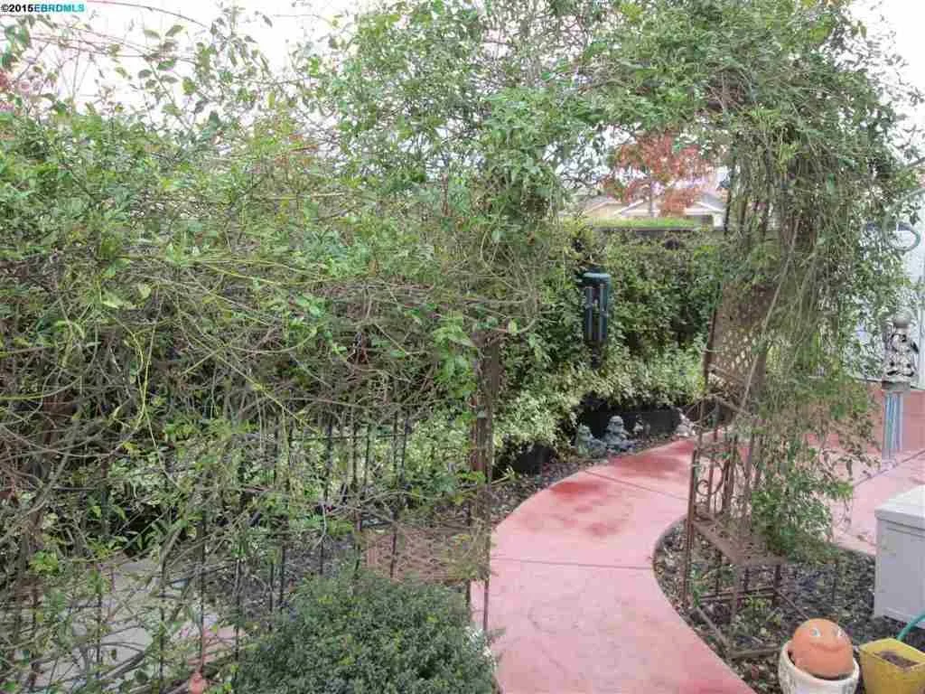 Photo of 861 BOONE DR