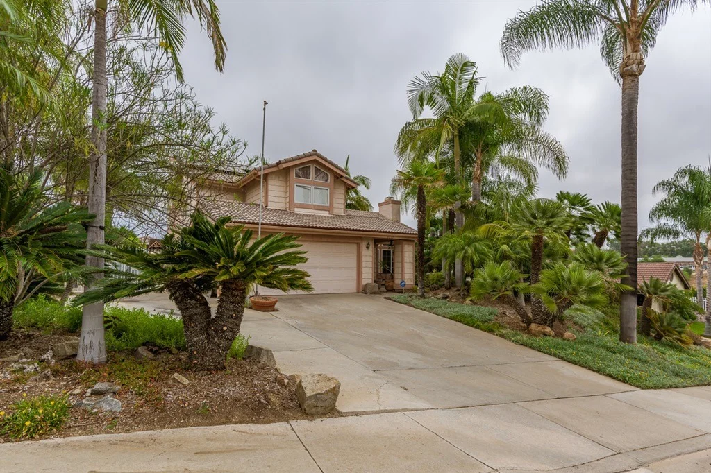 Photo of 8835 Ridgeton Ct