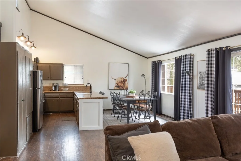 Photo of 266 Wren Drive