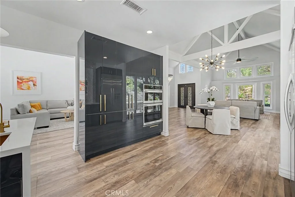Photo of 22260 Starlight Drive
