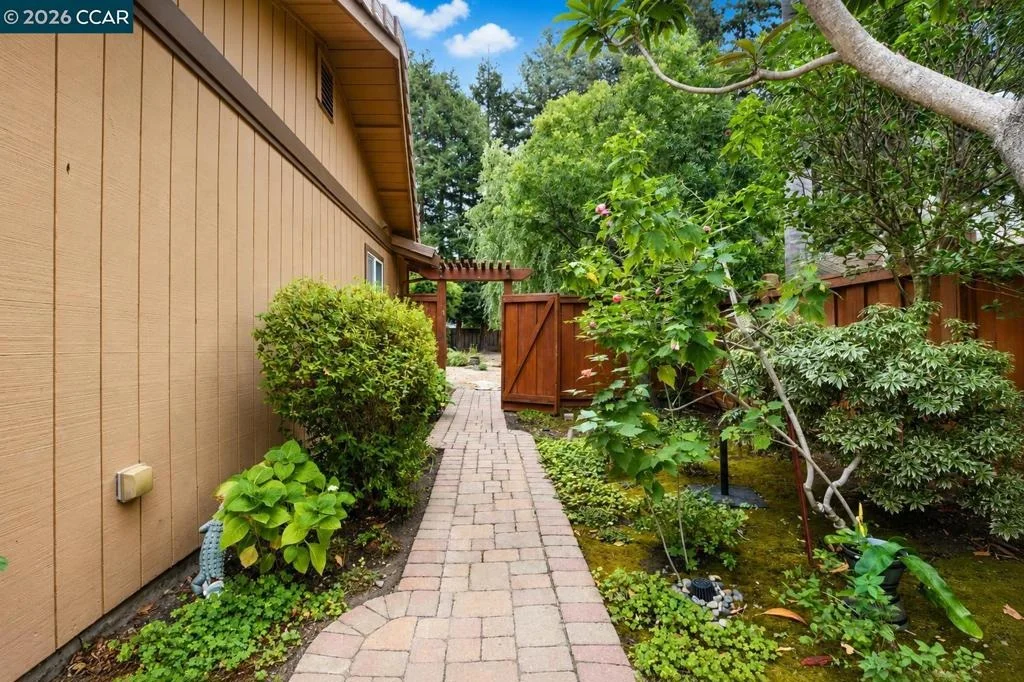 Photo of 5179 Alhambra Valley Rd