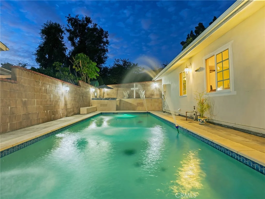 Photo of 3305 Community Avenue