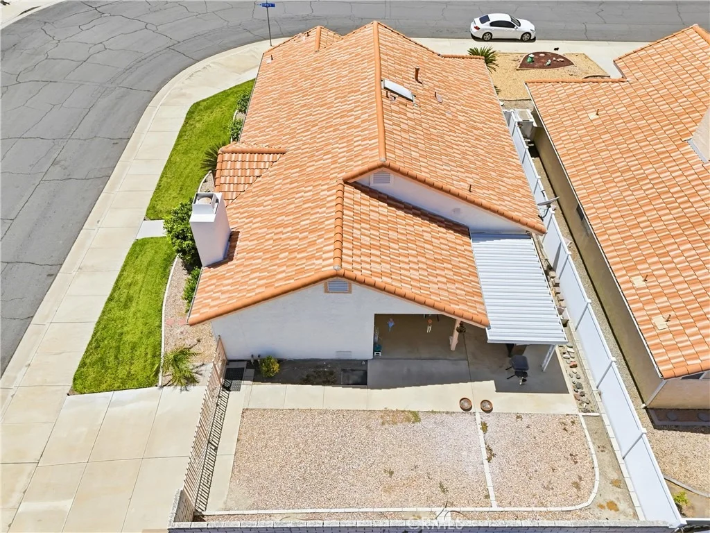 Photo of 2562 Alegre Avenue