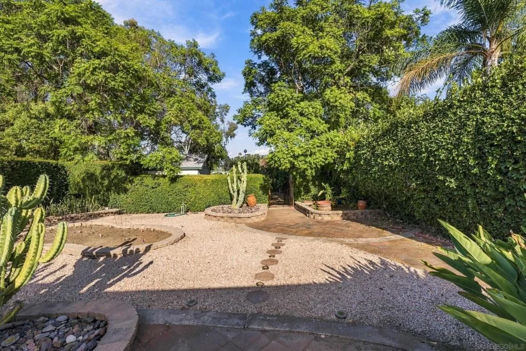 Photo of 6111 Amarillo