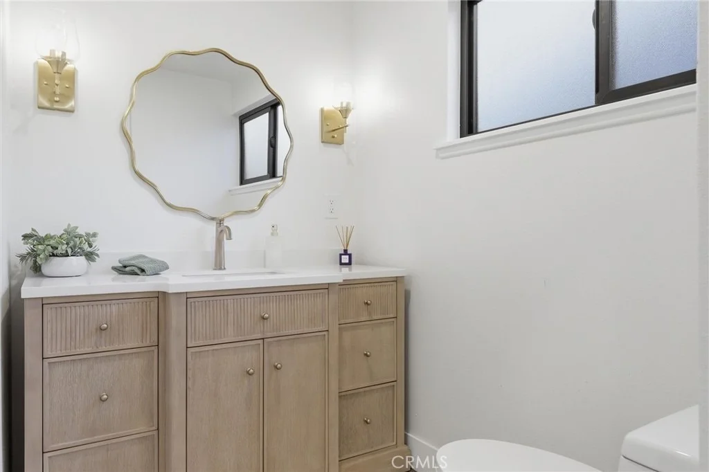 Photo of 5797 Crescent