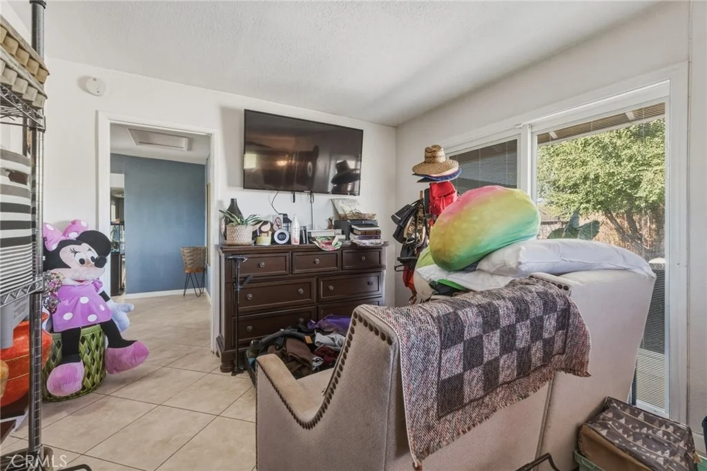 Photo of 9172 Jacaranda