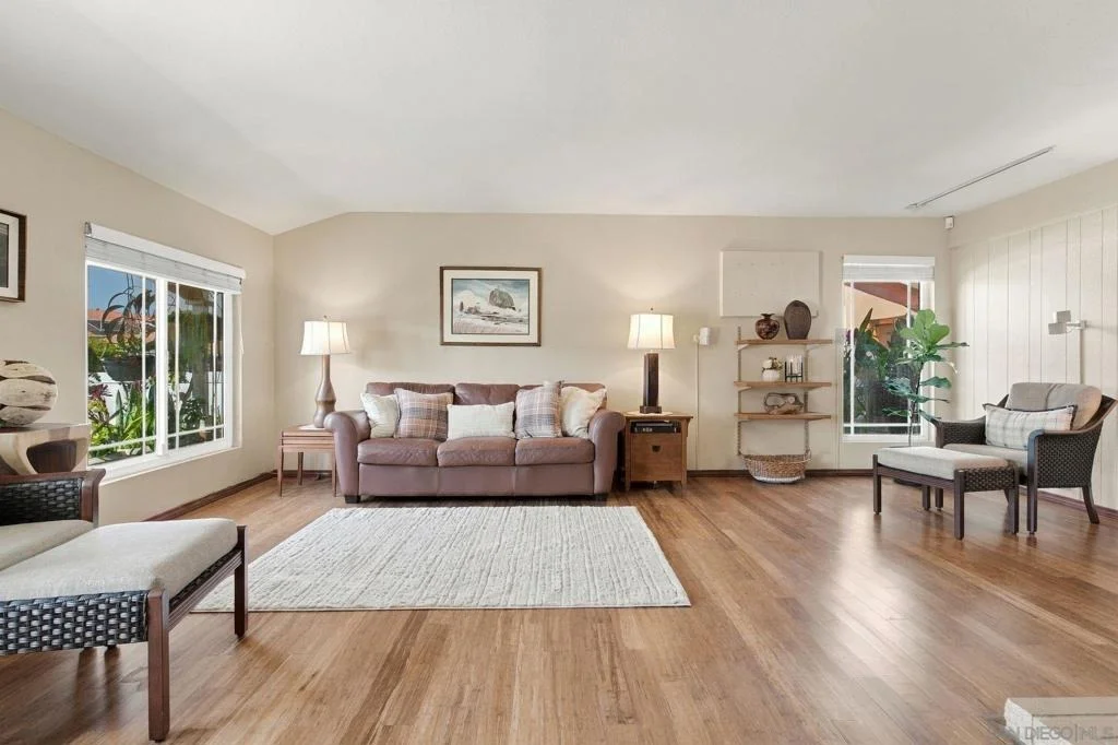 Photo of 1137 Mona Place