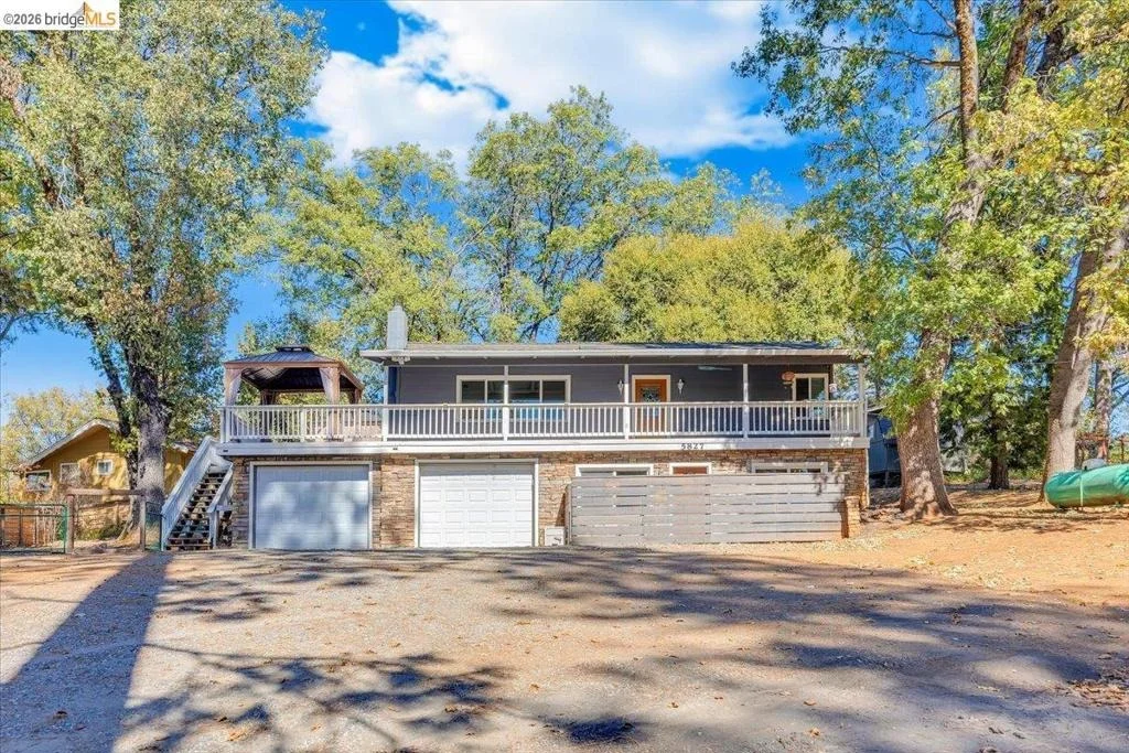 Photo of 5827 Lookout Ct