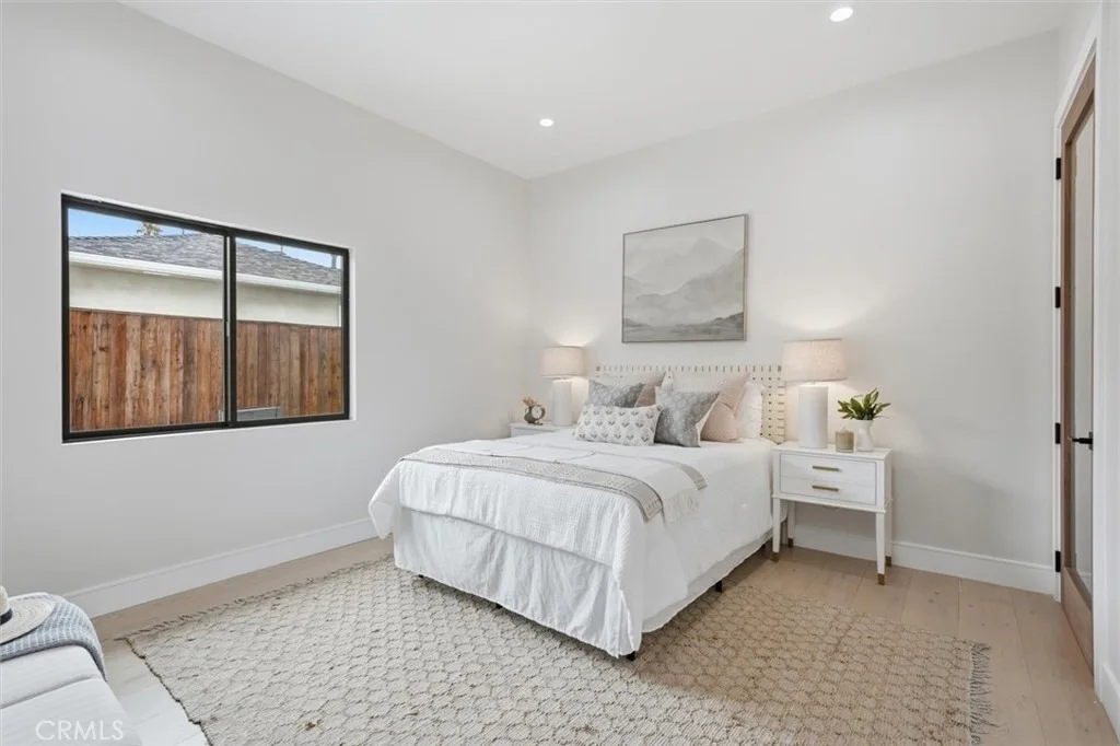 Photo of 2126 Havemeyer Lane