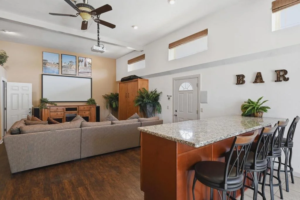 Photo of 3267 Avenida De Loyola
