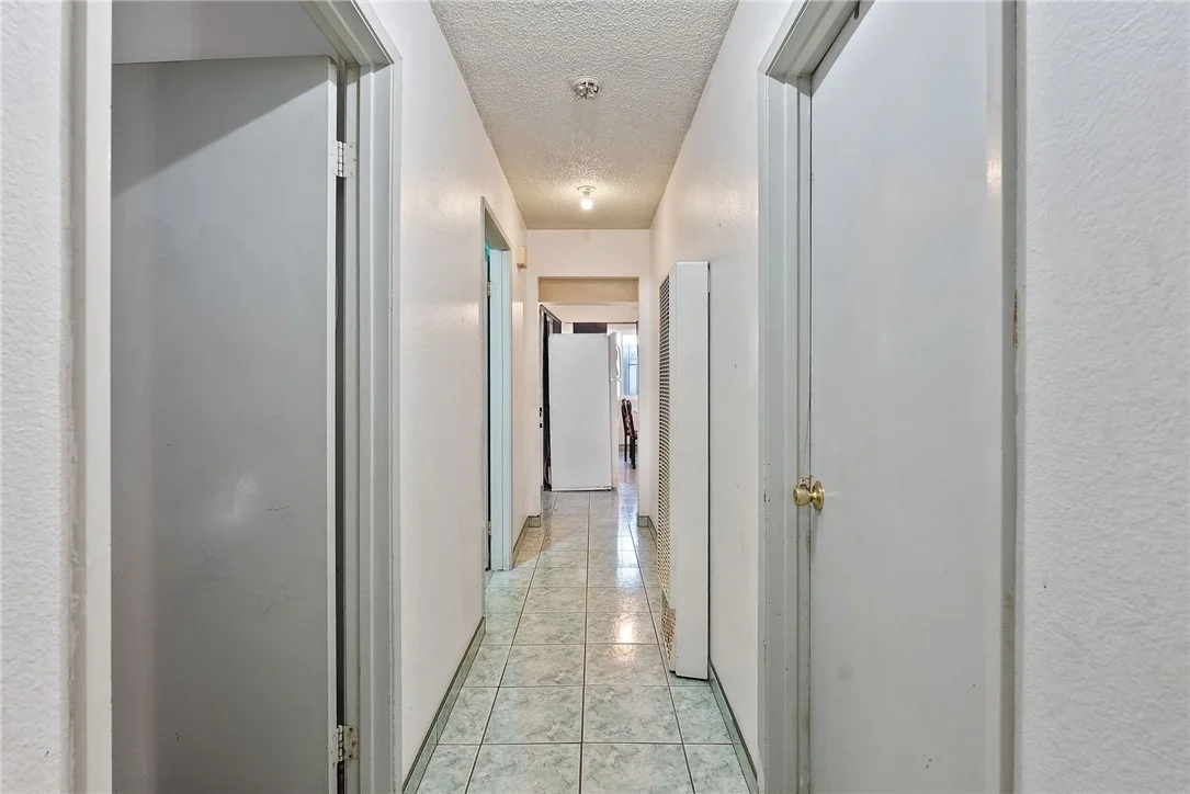 Photo of 1020 N Kemp